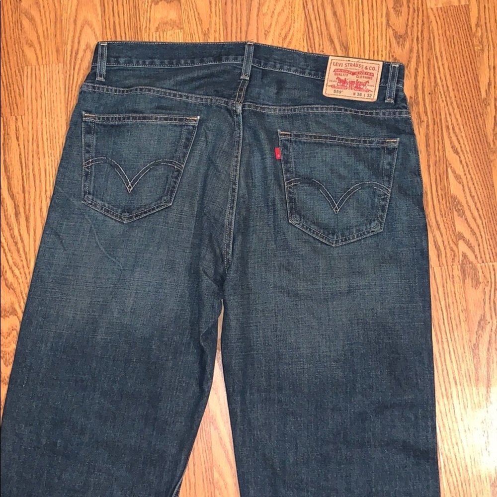 Levi Jeans - Picture 5 of 9